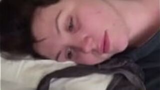 Кончил на ее трусики перед ее раздетым мужчиной и мужчиной - порно видео