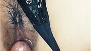 Случайный секс с пухлой девушкой, которая была моей одноклассницей в школе - порно видео