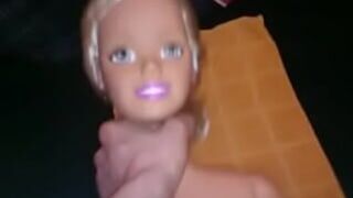 Кукла Барби трахается - порно видео