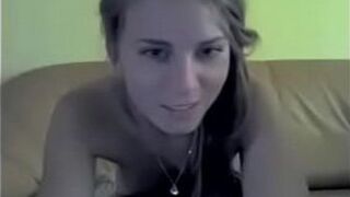 Парень запутывает ее идеальную задницу - порно видео