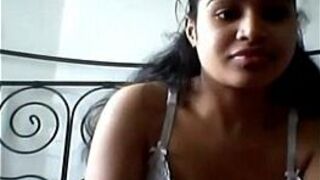 Индийский девушка дрочит ее туго жопа - порно видео