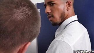 Бесплатные видео рыжих твинков, занимающихся гомосексуальным сексом с мужчинами в пятницу без штанов! - порно видео