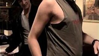 Красавчик эмо бесплатно ХХХ и аниме гей Секс фото первый время Марк любит а - порно видео