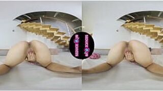 Оставаясь в. Модель: София Ли - порно видео