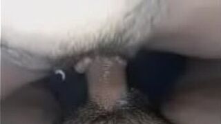 Трахаю киску тайской девушки с большими сиськами, красивой киской, белым клитором, так захватывающе сосет член, что он кончает ей в рот. - порно видео